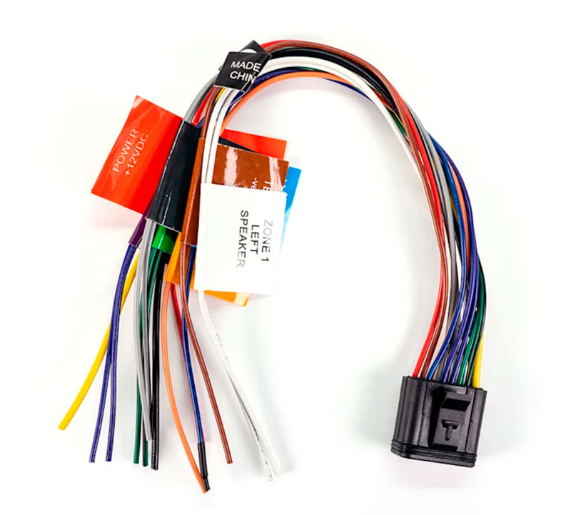Marine str�m- og h�jttalerstik, Med t�nding