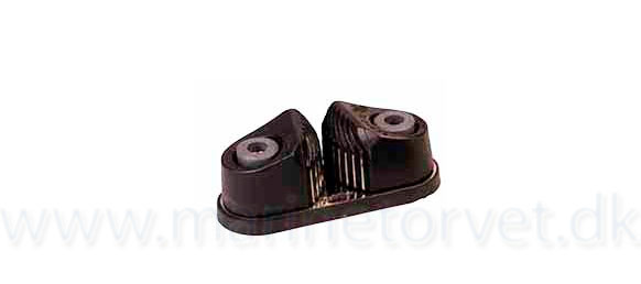 SERVO cleat 22/40