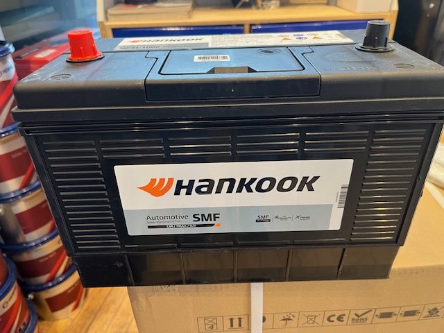 Hankook 110 Ah start- og forbrugsbatteri